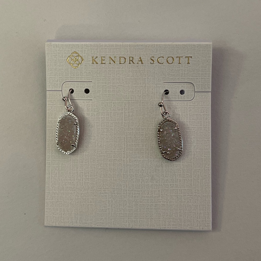 NWT ✨ KENDRA SCOTT Lee Earrings